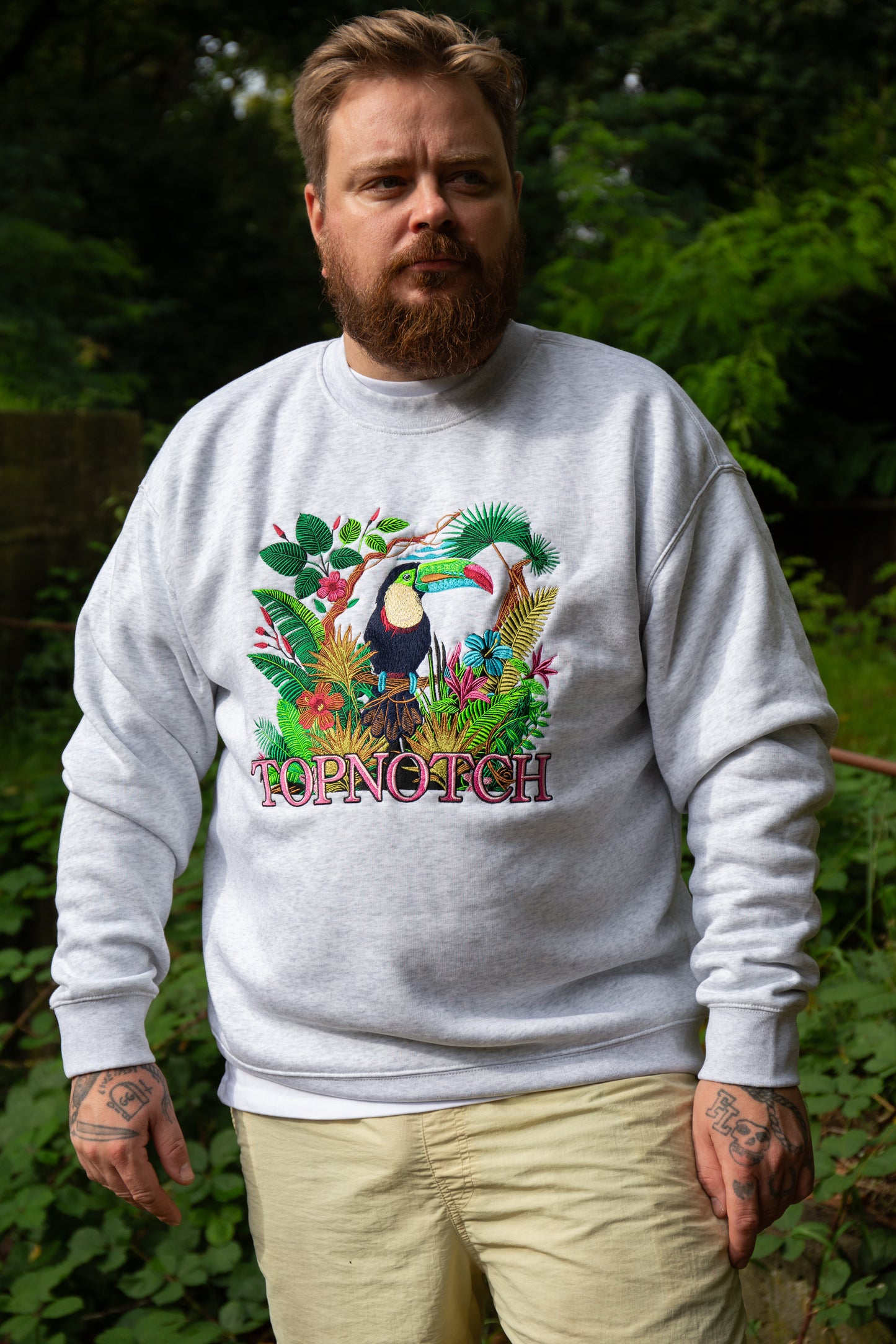 Topnotch Embroidery Safari Tukan Sweater White Heather