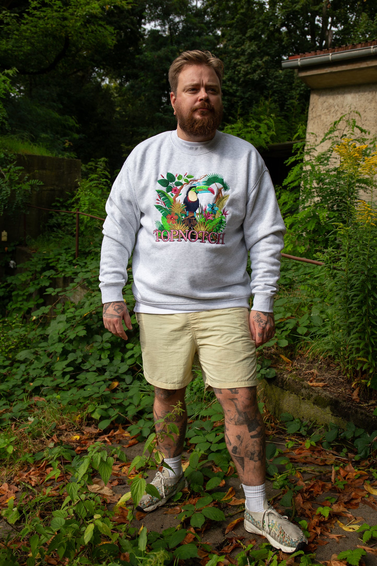 Topnotch Embroidery Safari Tukan Sweater White Heather