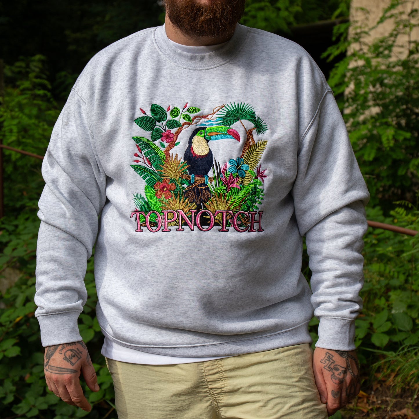 Topnotch Embroidery Safari Tukan Sweater White Heather